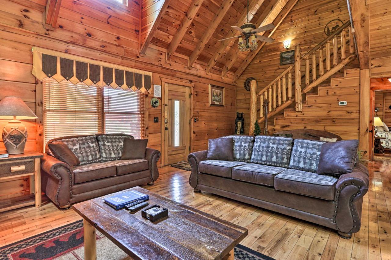 Pigeon Forge Getaway With Covered Patio And Hot Tub! Exterior foto