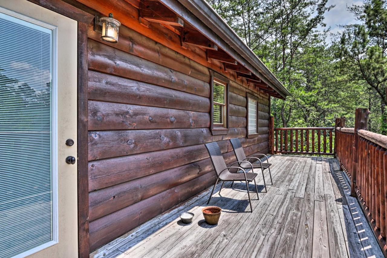 Pigeon Forge Getaway With Covered Patio And Hot Tub! Exterior foto
