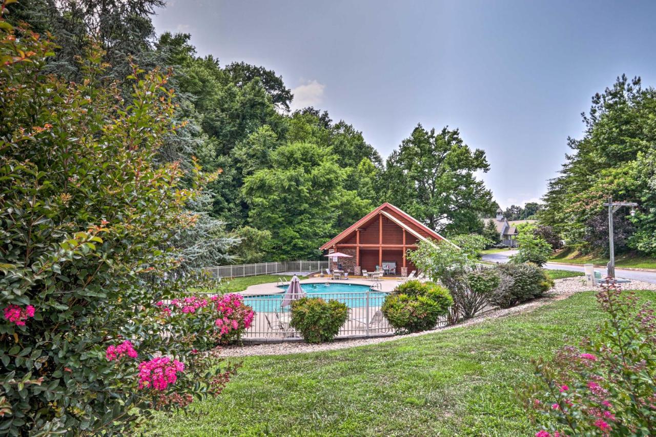 Pigeon Forge Getaway With Covered Patio And Hot Tub! Exterior foto